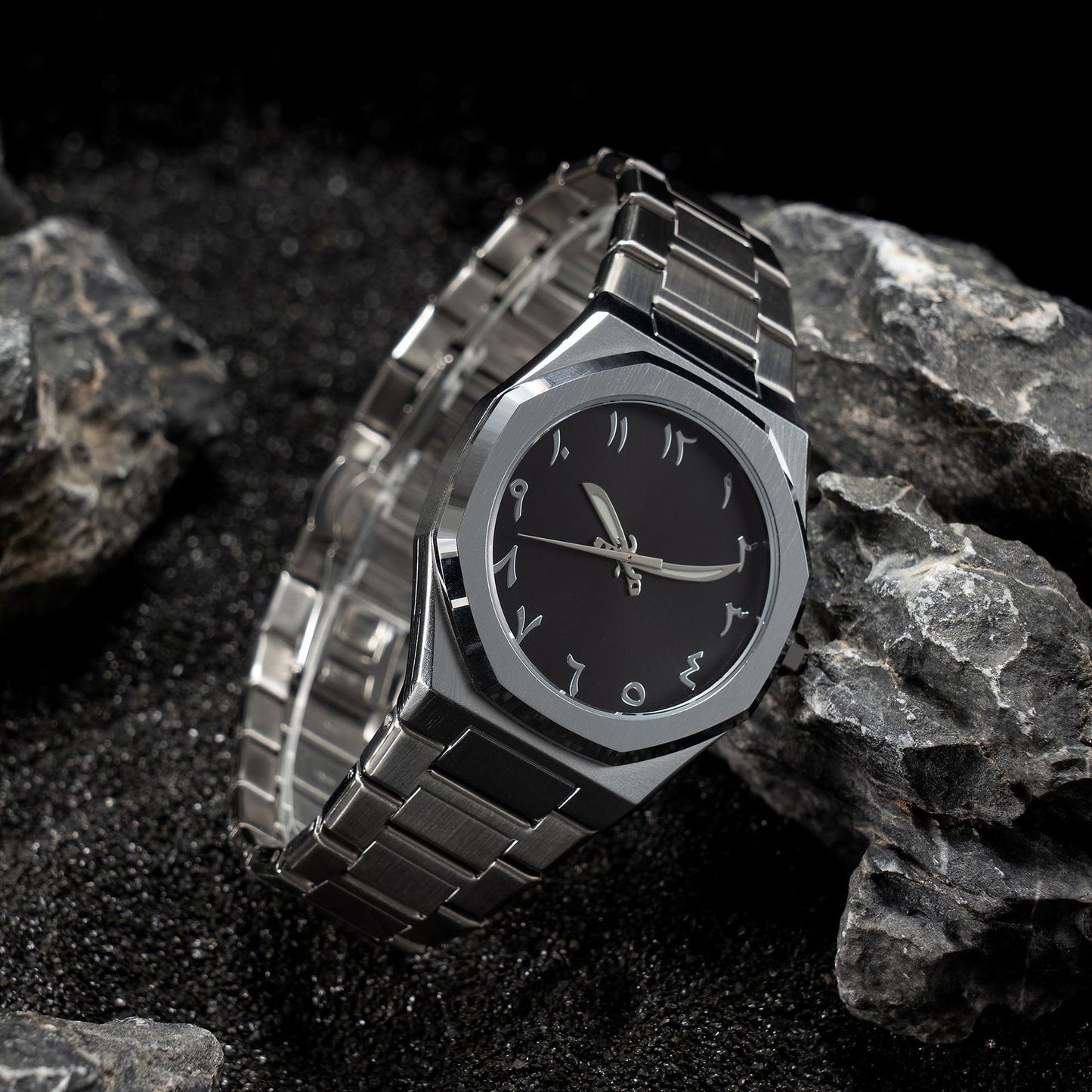 Minimalistische Samurai-Uhr