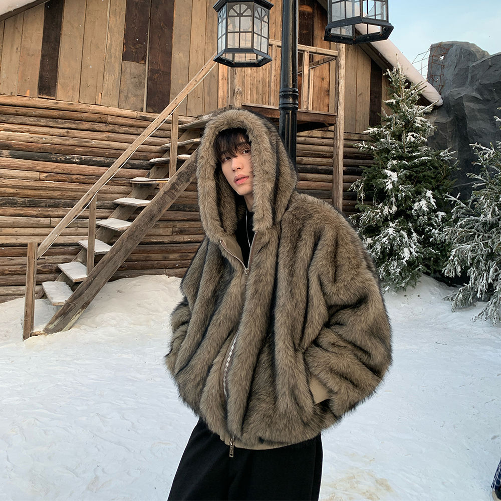 Pelzgefütterter Thermomantel