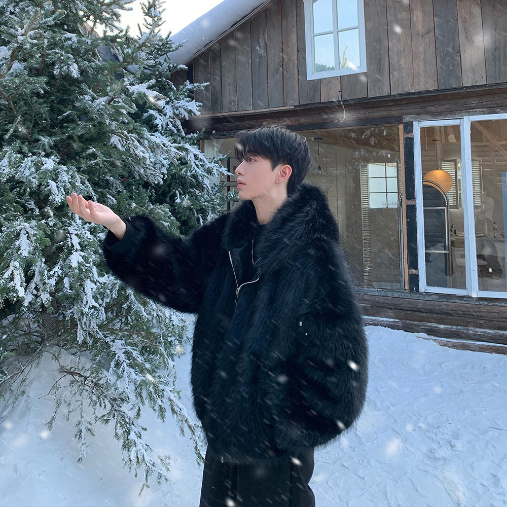 Pelzgefütterter Thermomantel